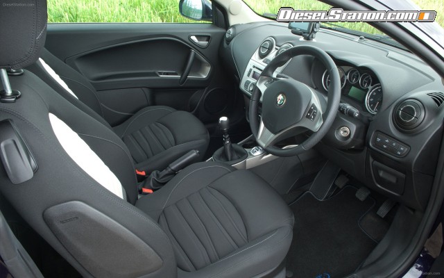 Alfa Romeo MiTo 2012 Widescreen Picture #18 Alfa Romeo MiTo 2012 Widescreen Picture #18